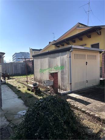 esterno