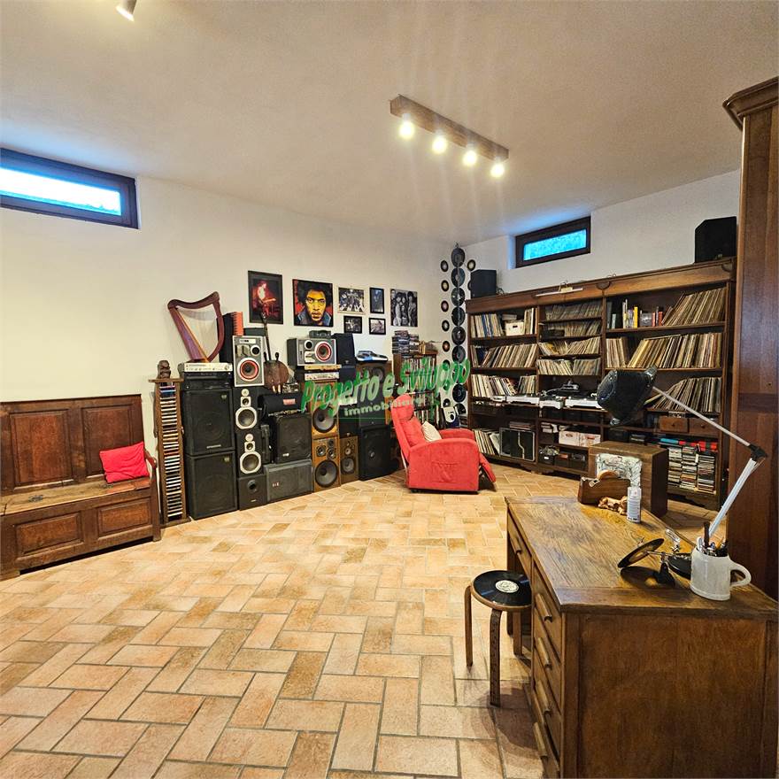Photo 41